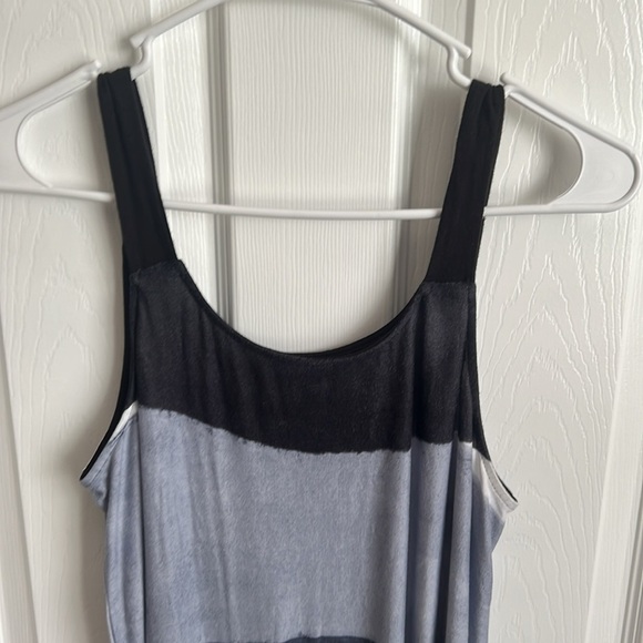 Simply Vera by Vera Wang size‎ medium t-shirt dress - Picture 2 of 6